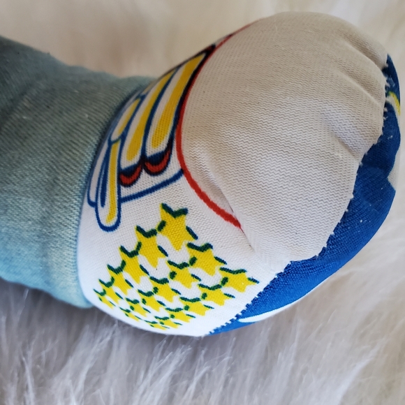 Vintage Rock & Roll Elmo With Playing Guitar, Plays Songs and Shakes - Picture 9 of 13